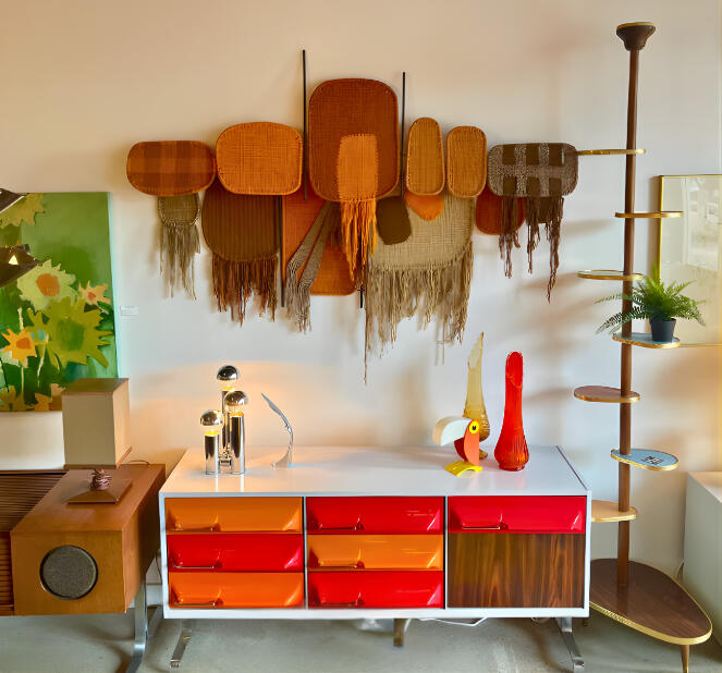 vintage Tapestry by Derek Graham Whyte with enea ferrarri toucan lamp.